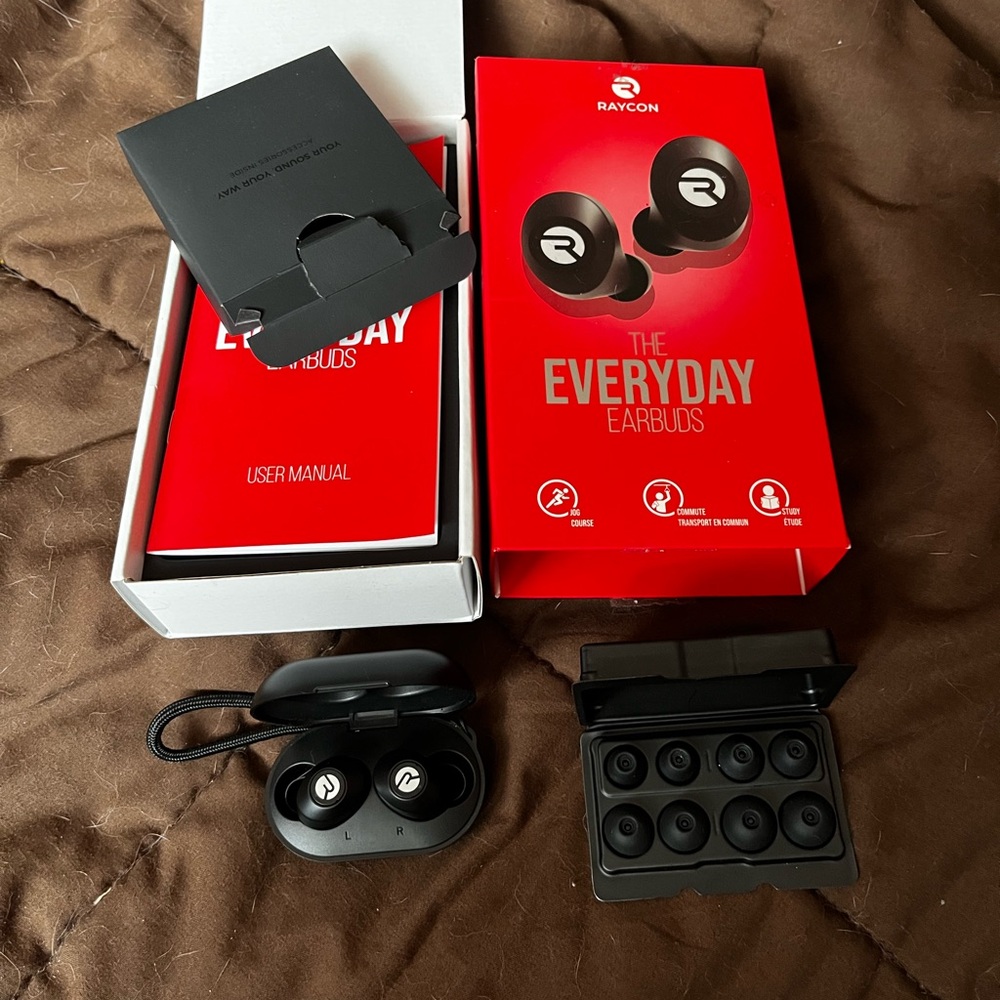 Raycon Everyday Earbuds - Black